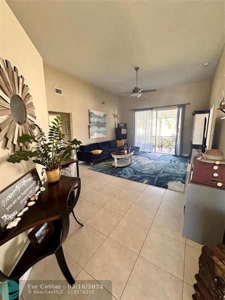 Foto del edificio - 28 Heather Cove Dr