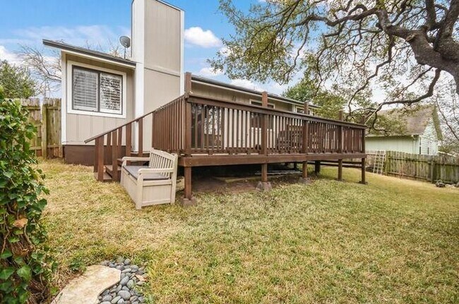 Foto del edificio - 7806 Doncaster Dr