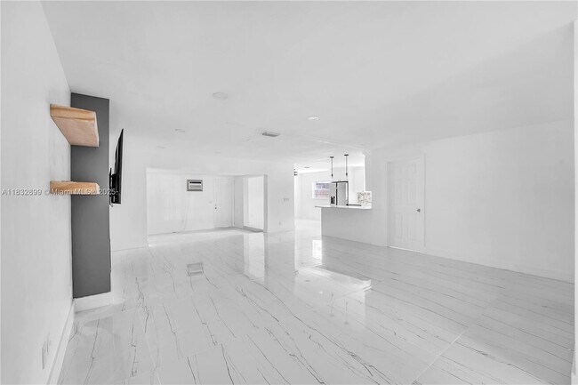 Foto del edificio - 9242 SW 18th Rd