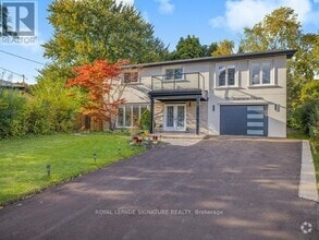 Building Photo - 16 Ennismore Pl