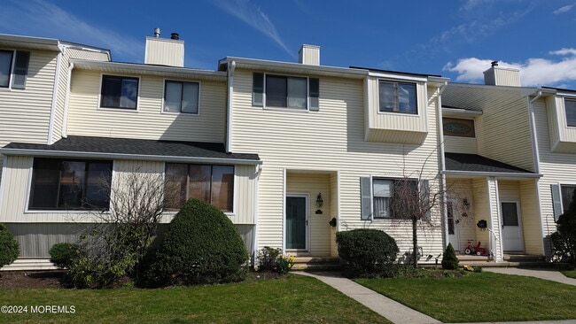 Building Photo - 312 Middlewood Rd