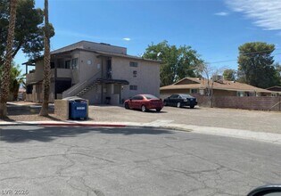 Building Photo - 3708 Scuba Cir