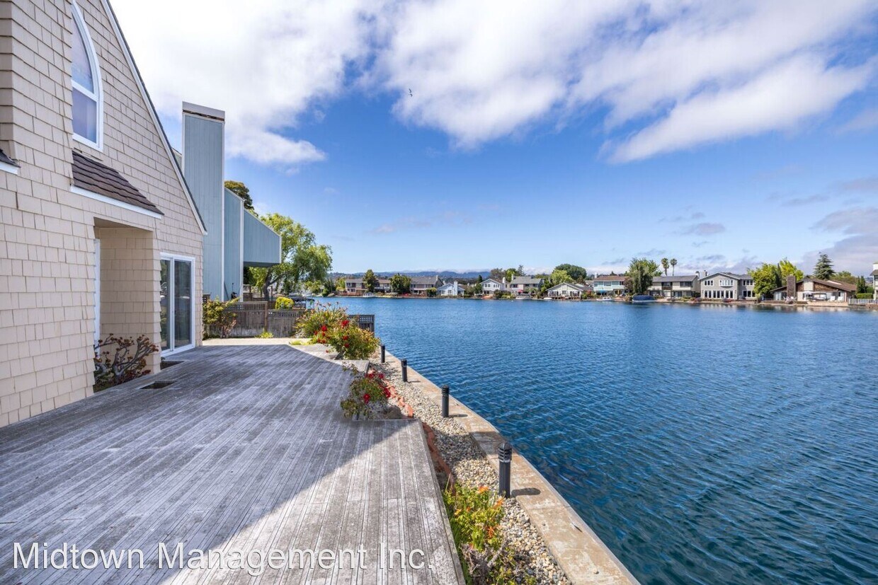 Foto principal - 4 br, 3.5 bath House - 652 Greenwich Ln