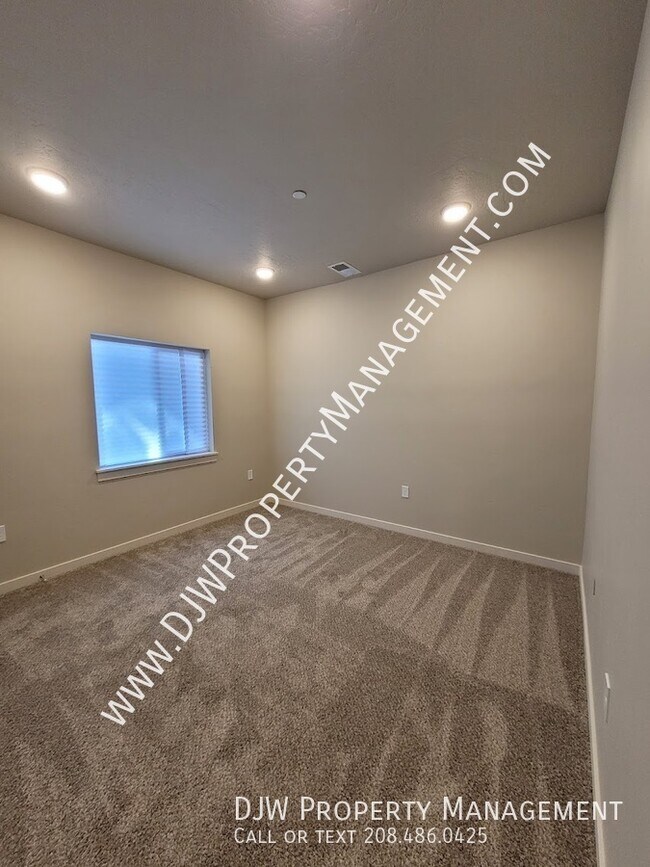 Foto del edificio - 616 N 44th St