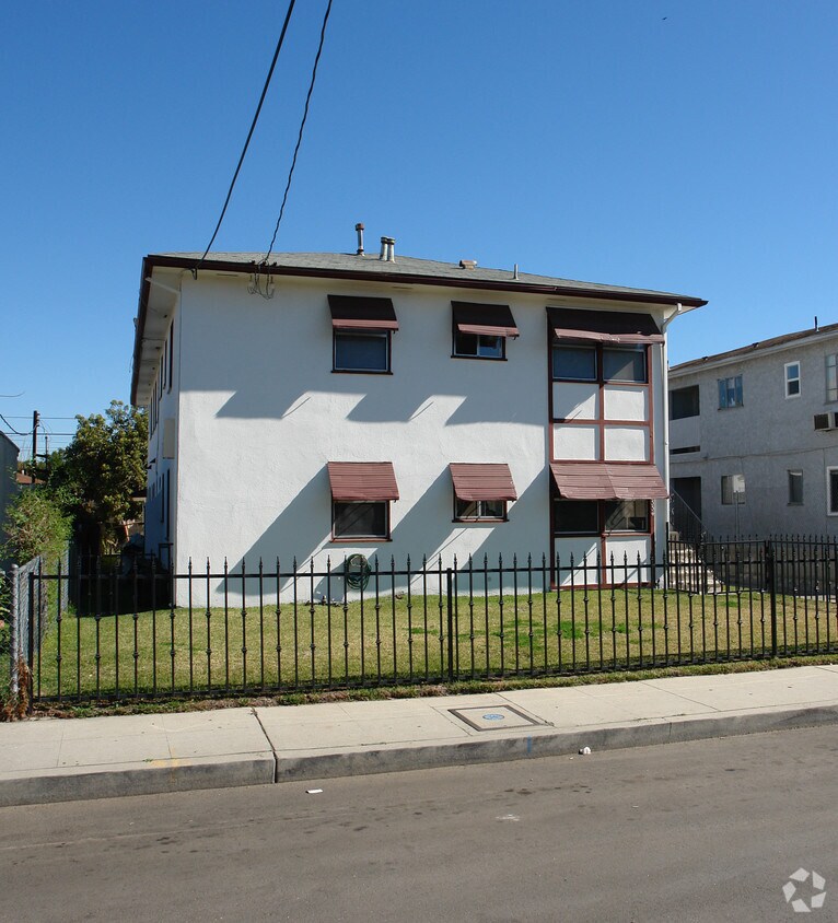 Foto del edificio - 5334 Auckland Ave