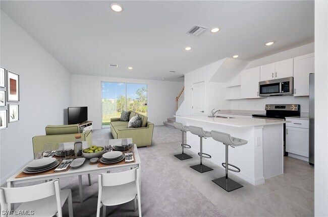 Foto del edificio - 3053 Riverfield Rd