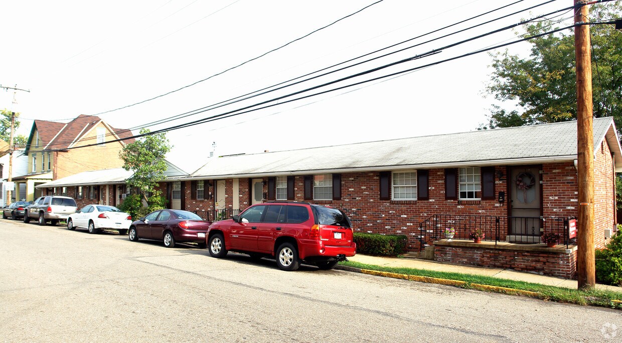 Primary Photo - 300-310 E 7th Ave