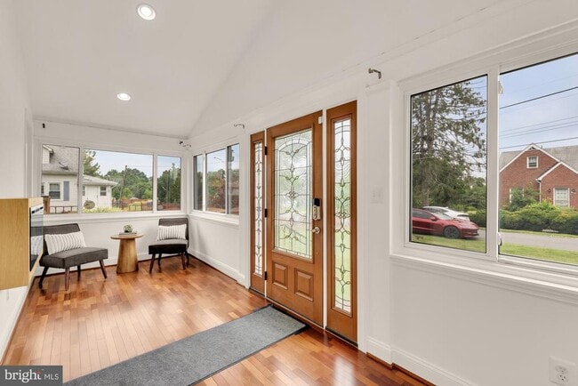 Building Photo - 8604 Woodlawn Ct
