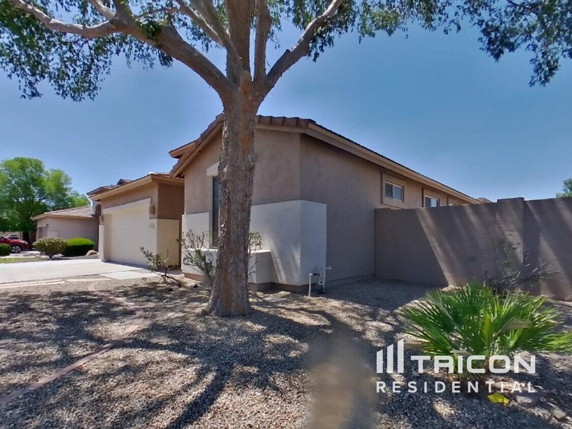 Foto principal - 6147 W Oraibi Dr