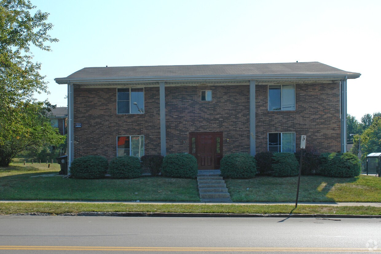 Building Photo - 300 Codell Dr