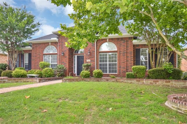 Building Photo - 2704 Oakland Hills Dr