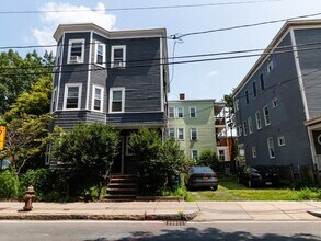 Building Photo - 338-340 Columbia St