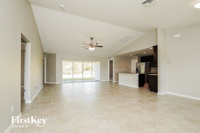 Foto del edificio - 1517 SW 22nd Pl