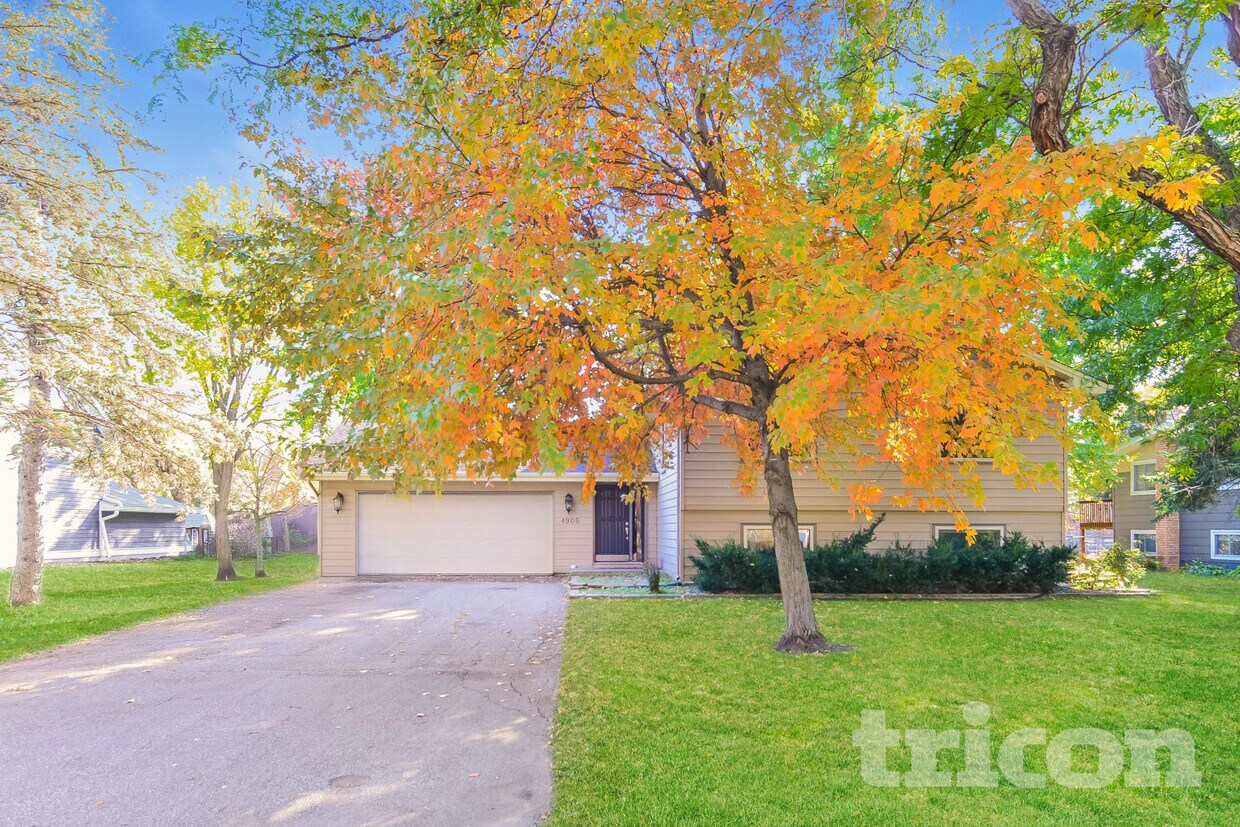 Foto principal - 4905 Independence St