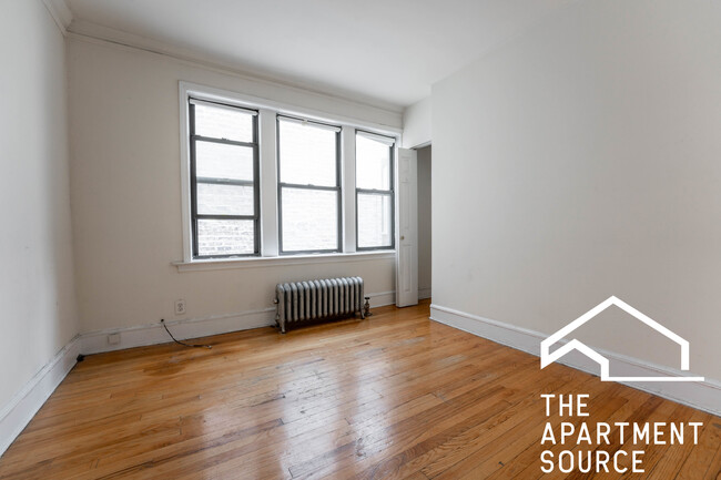 Building Photo - 2230 N Spaulding Ave