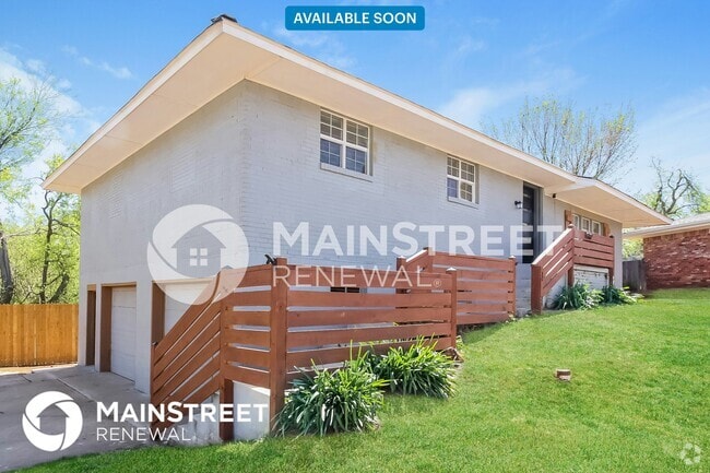 Building Photo - 6332 NW 58th Terrace