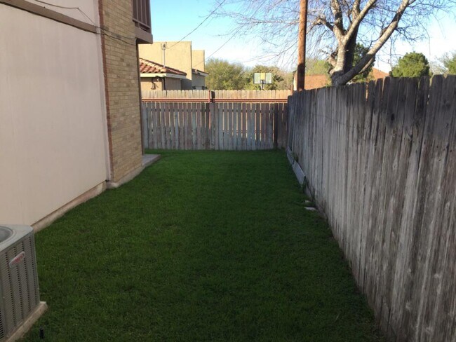 Foto del edificio - 209B Fletcher Dr, Del Rio, TX 78840