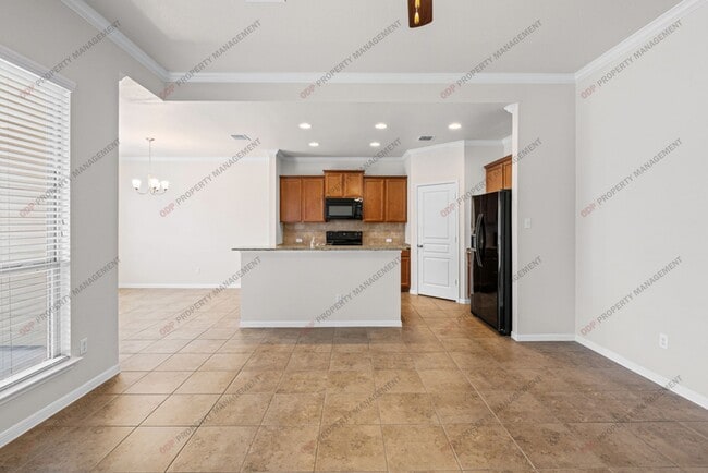 Foto del edificio - 418 Cross Dr.