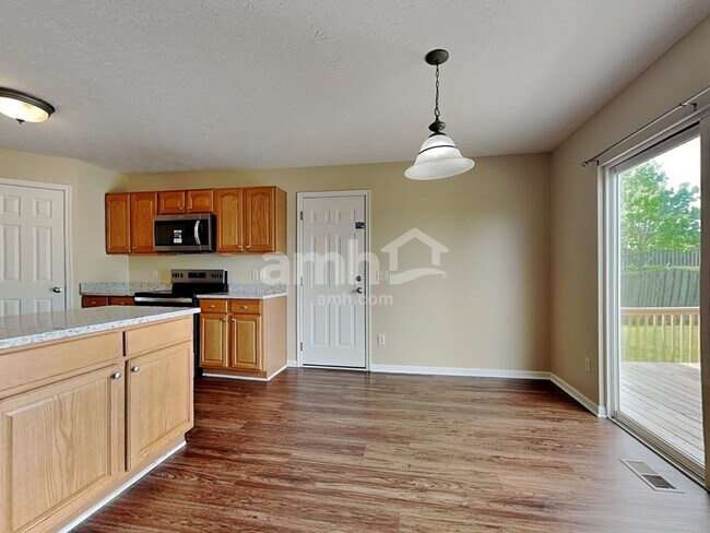 Foto del edificio - 1231 Edgebrook Ct