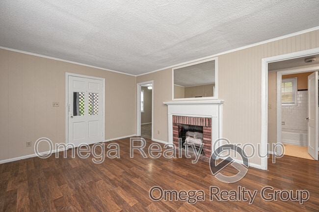 Building Photo - 309 Bradley Dr