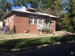 Building Photo - 2815 W 36th Ave