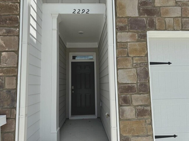 Building Photo - 2292 Blue Monarch Dr