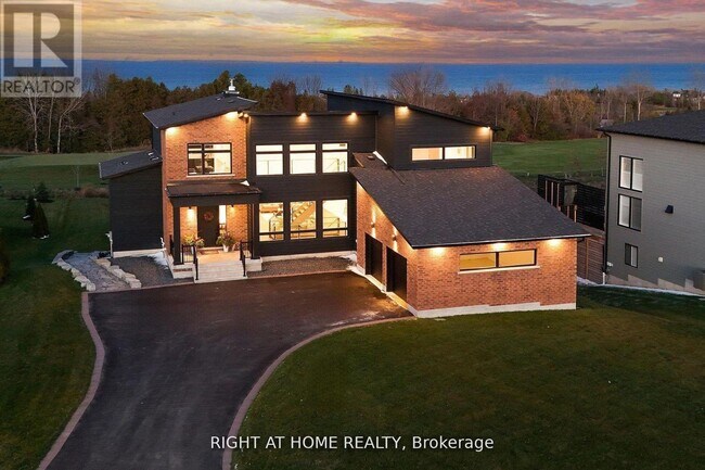 Building Photo - 101 Sladden Ct