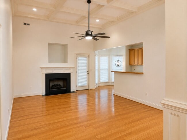 Building Photo - 112 Clairewood Ct