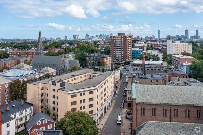 Context - Longfellow Apartments