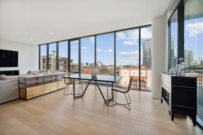 Foto del edificio - 366 W Superior St