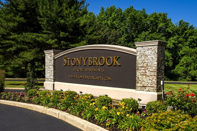 Signage - Stonybrook Apartments