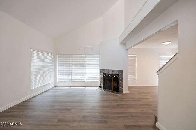 Foto del edificio - 1121 W Manor St