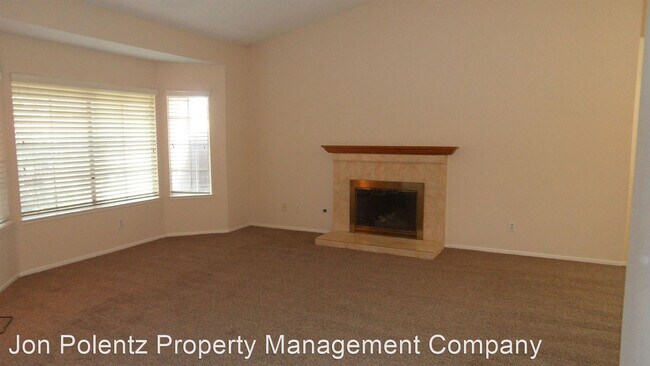 Building Photo - 3 br, 2 bath House - 1468 Cresta Rd.
