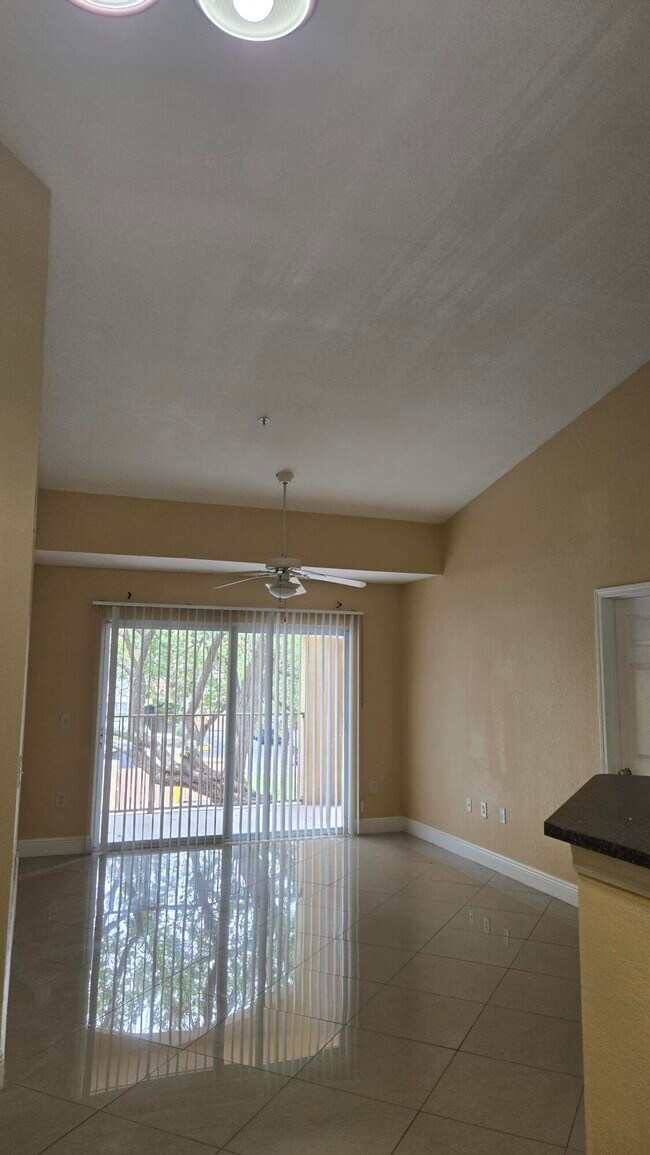Building Photo - 4280 San Marino Blvd