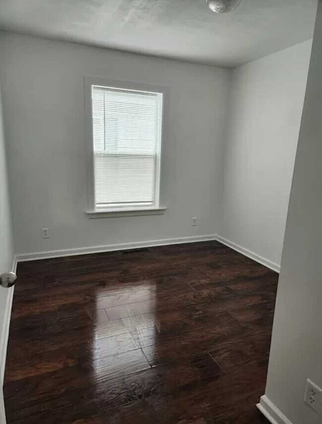 Stunning single-family home ready for immediate move-in. With an open concept floor plan, there is p - 4016 Howe Rd