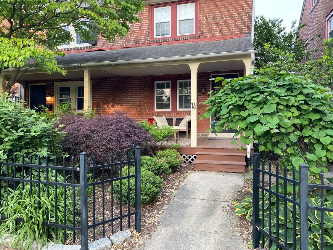 14 E Abington Ave, Philadelphia, PA 19118 House Rental in
