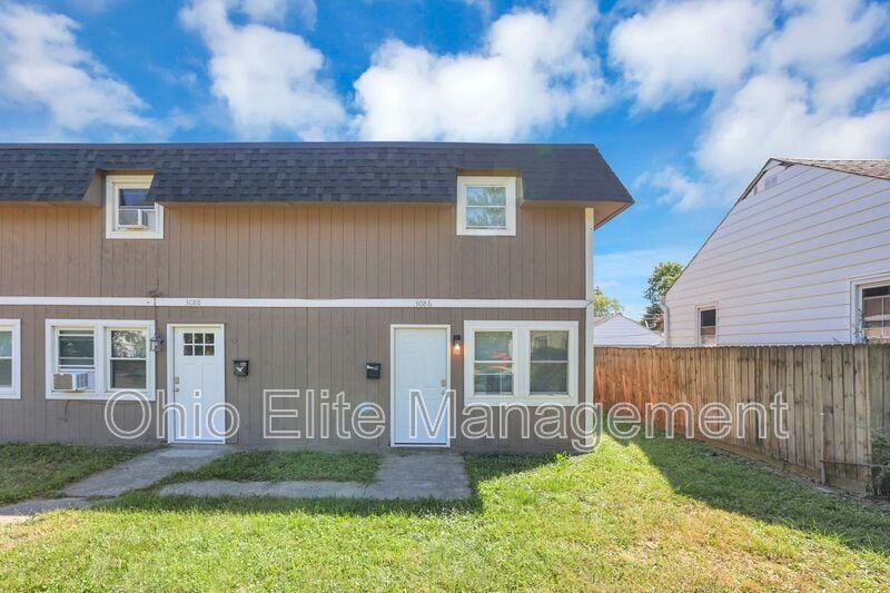 Primary Photo - 3086 Grasmere Ave