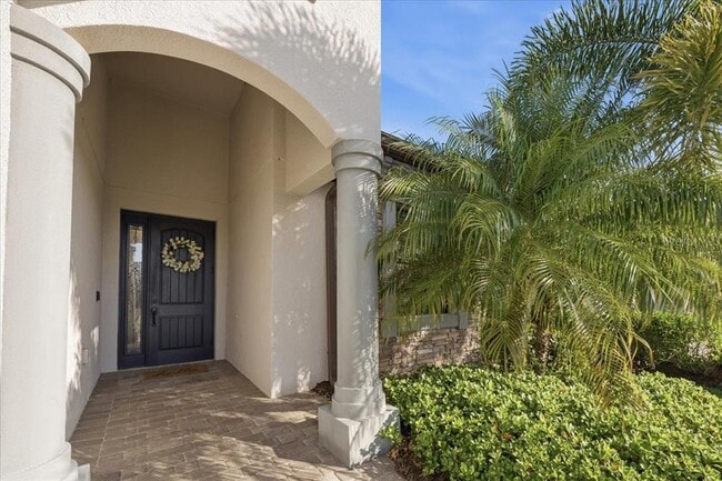 Foto del edificio - 16717 Bwana Pl