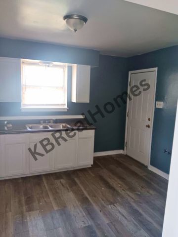 Foto del edificio - 826 Maury St