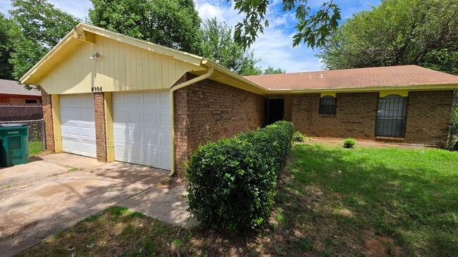 Foto del edificio - 3 Bed 2 Bath in OKC!