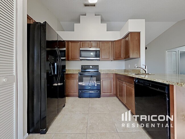 Building Photo - 1488 Country Mansion Court Apopka FL