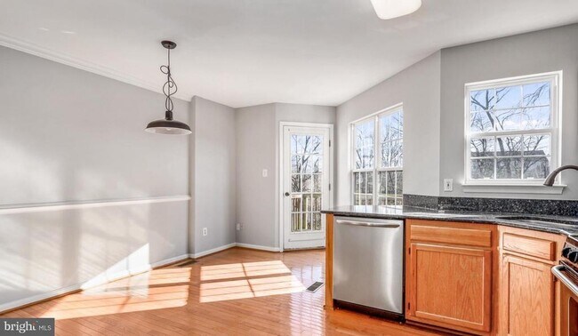 Foto del edificio - 45461 Bluemont Junction Square