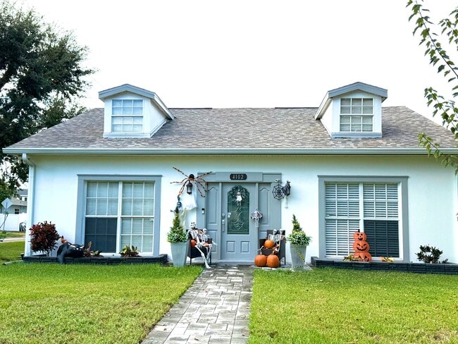 Building Photo - 4102 W Sevilla St Building Photo - 4102 W Sevilla St