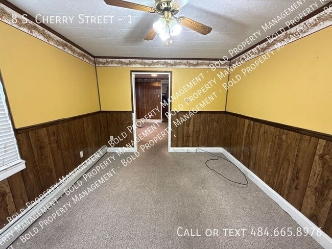 Building Photo - 8 S Cherry St