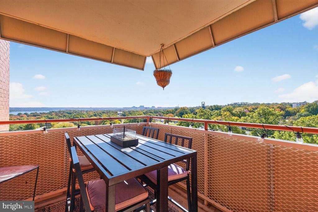 Foto principal - 1011 Arlington Blvd