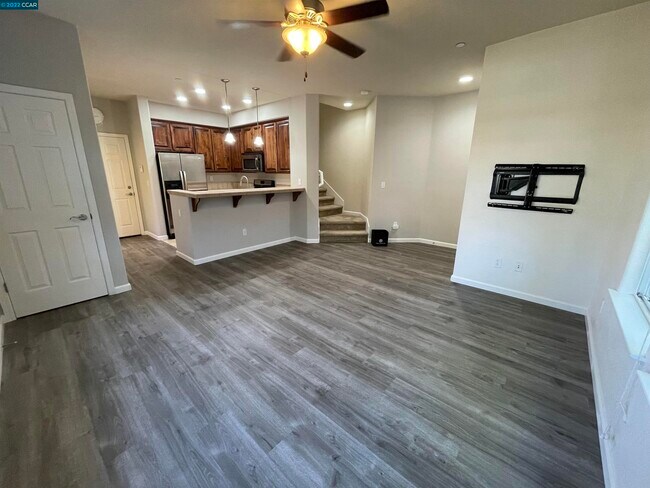 Building Photo - 3931 Forest Cir