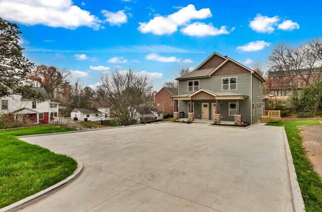 Foto del edificio - 420 S 2nd St