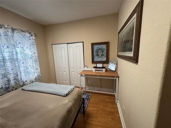 Foto del edificio - 1464 SW 28th Ave