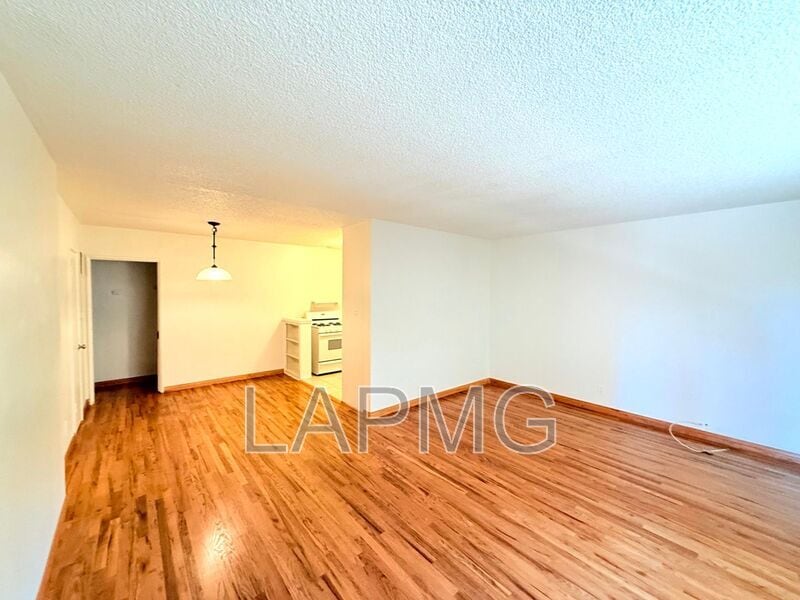 Primary Photo - 12325 Riverside Dr