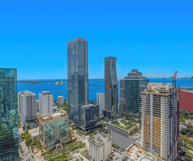 Foto del edificio - 1300 S Miami Ave